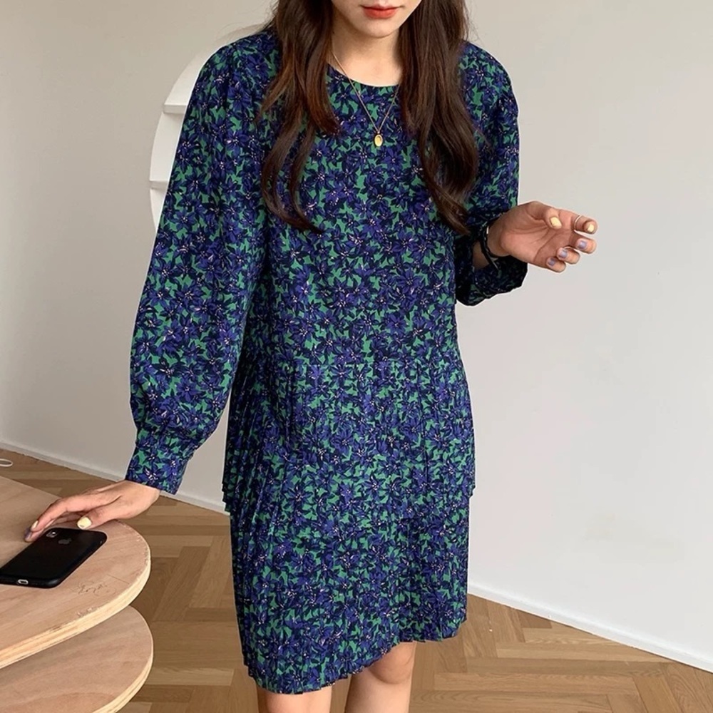 Long‎ Sleeve Floral Print Tiered Pleated Mini Dress